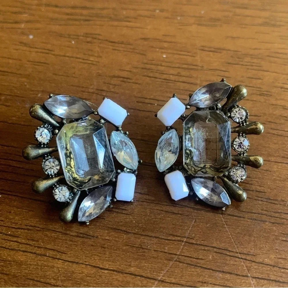 Bundle of 3 Pairs of Large Stud Earrings - Picture 7 of 12